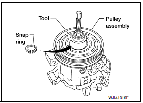 Nissan Maxima. Magnet Coil